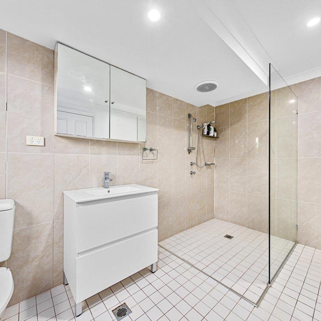 65 Tavistock Road, Kemps Creek NSW 2178, Kemps Creek - Thumbnail 4