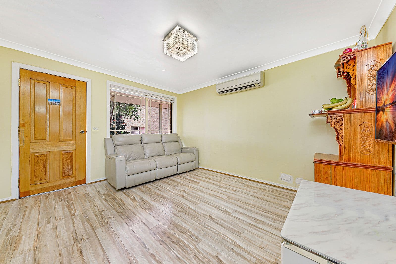 8/6 Lang Road, Casula NSW 2170, Casula - Thumbnail 2