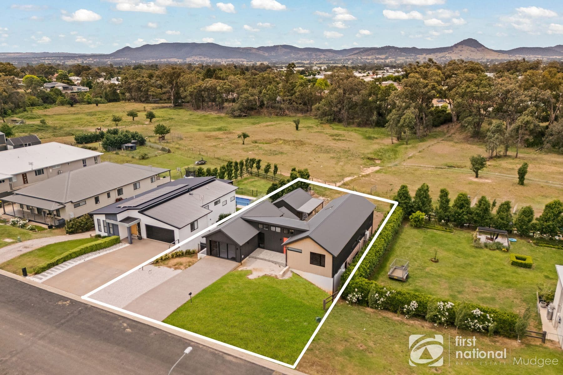 17 Waterworks Road, Mudgee NSW 2850, Mudgee - Thumbnail 2