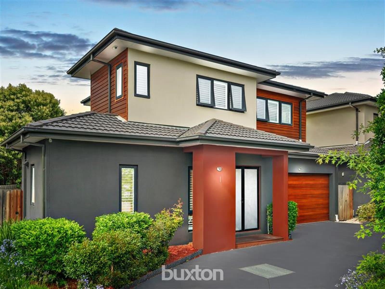 1/21-23 Angus Drive,
                        
                    
                    
                        
                            Glen Waverley, Glen Waverley - Image 1