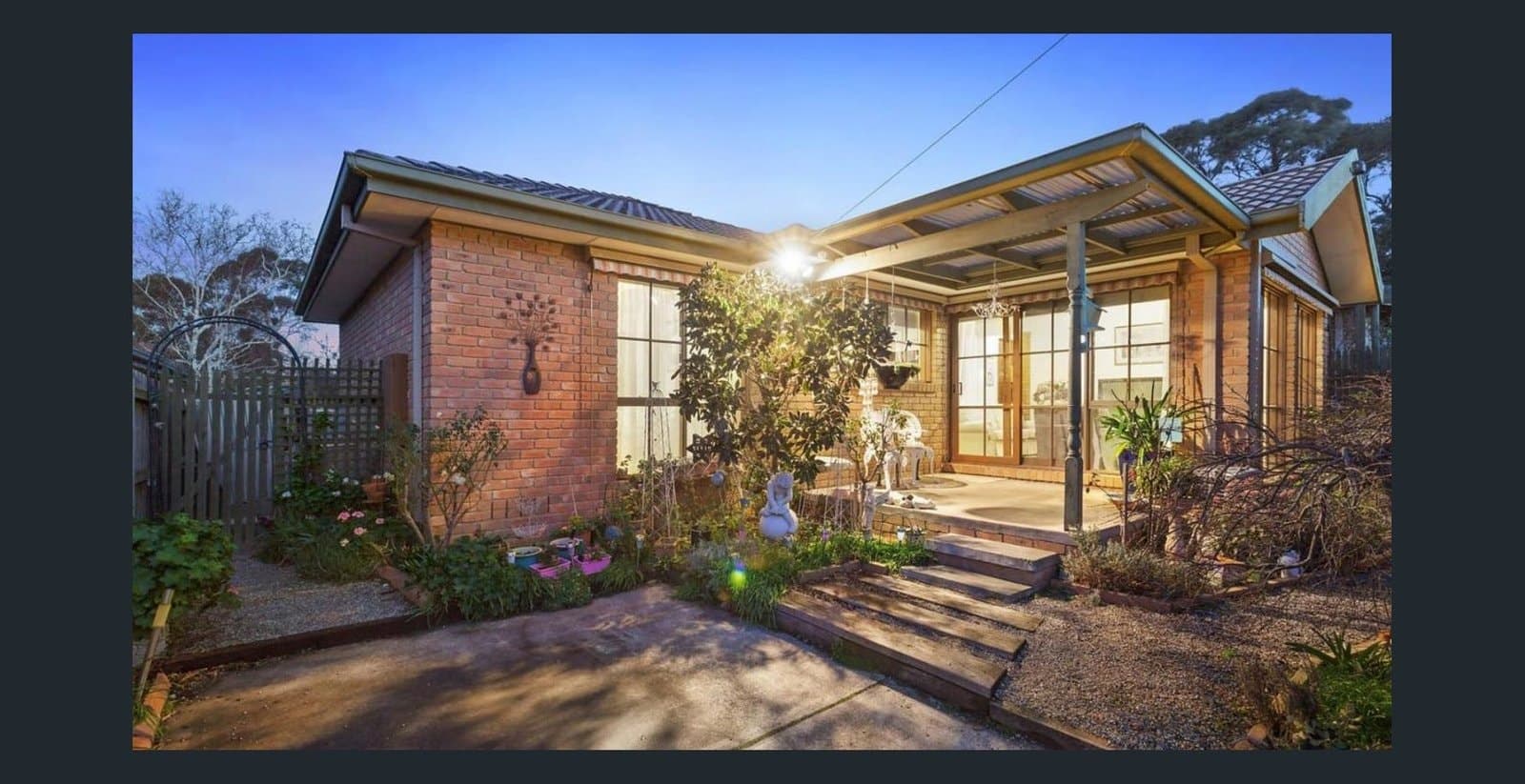 2/11 Lawson Street, BENTLEIGH, Bentleigh - Image 1