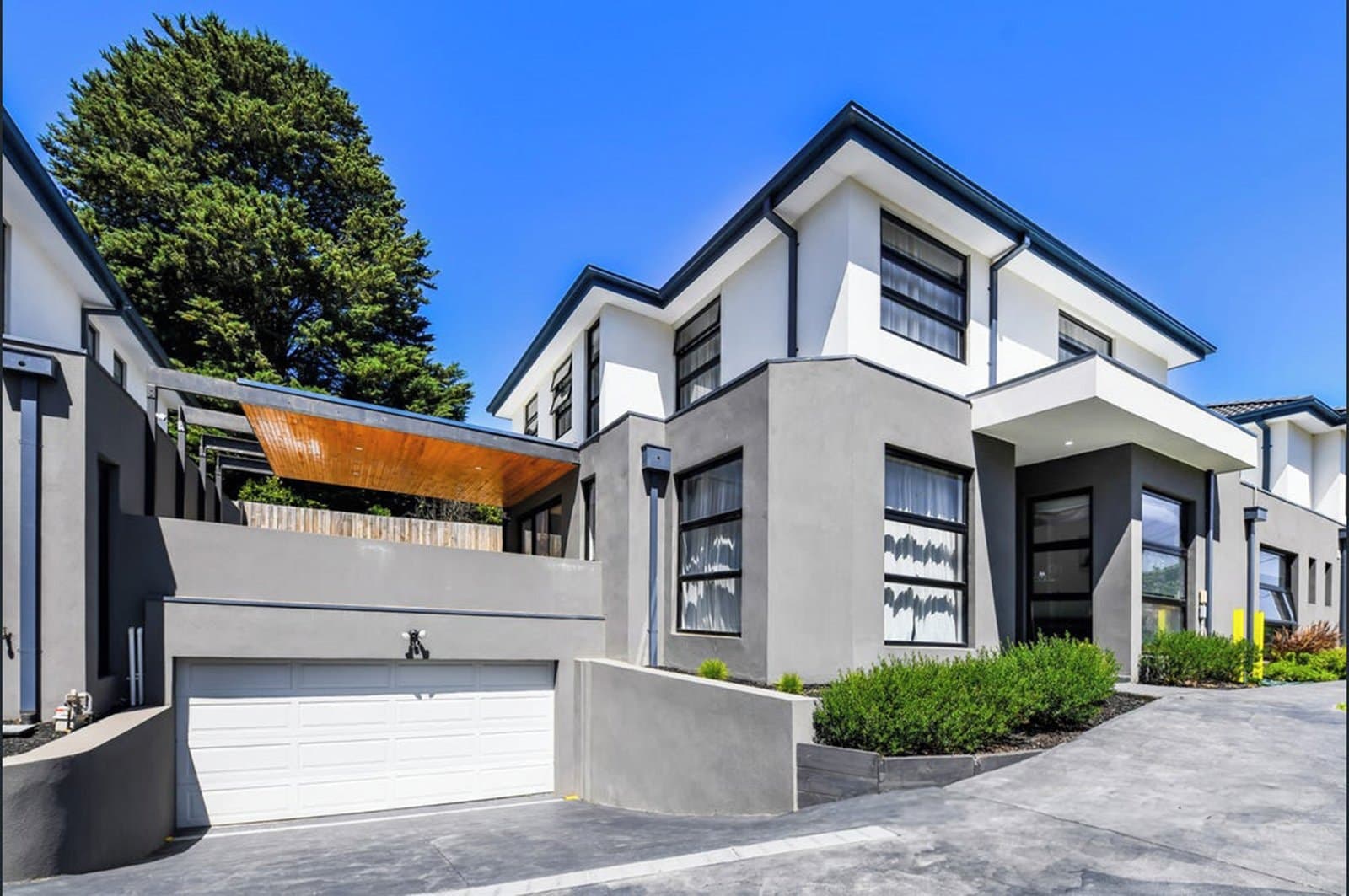 2/7 Frank Street, Doncaster, Doncaster - Image 1