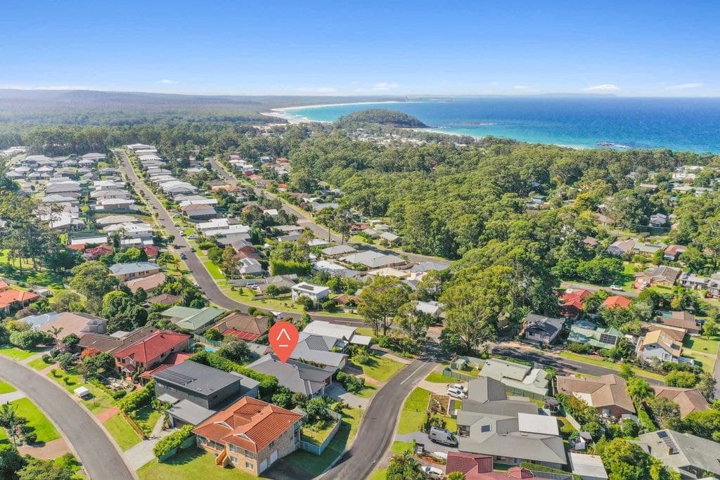6 Seawinds Parade, Narrawallee - Thumbnail 3