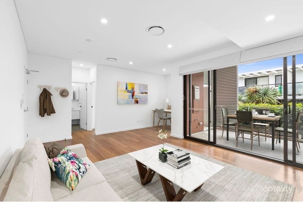 2/72 Old Pittwater Road, Brookvale - Thumbnail 2