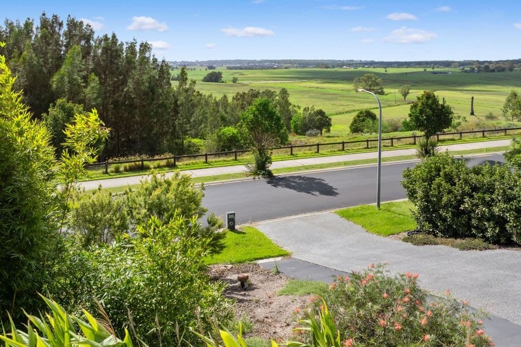 56 Redwood Drive, Gillieston Heights - Thumbnail 2