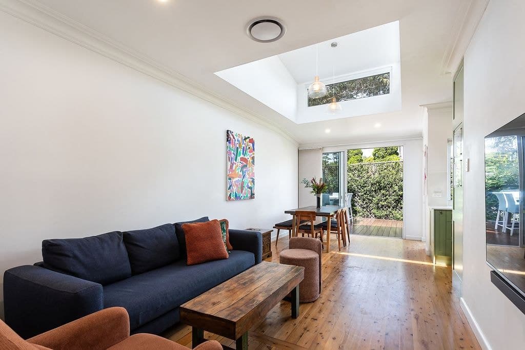 4 Sparks Street, Mascot - Image 1