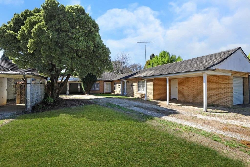 23 Merrigang Street, Bowral - Thumbnail 7