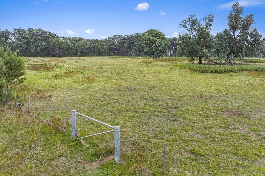 633A Hanging Rock Road, Paddys River - Thumbnail 6