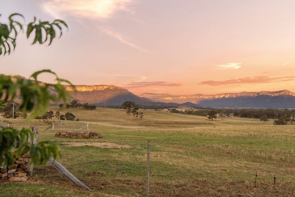 105 Huntingdale Road, Glen Alice - Thumbnail 2