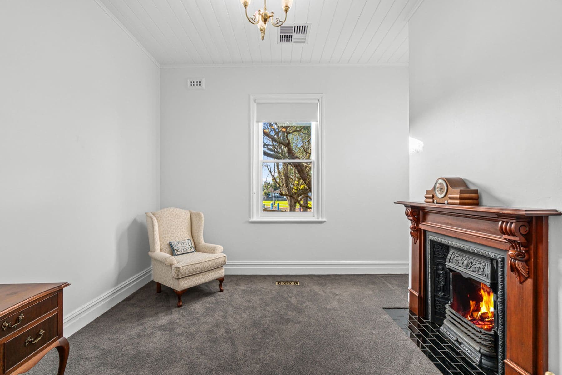 17 Hickox Street, Traralgon VIC 3844, Traralgon - Thumbnail 2