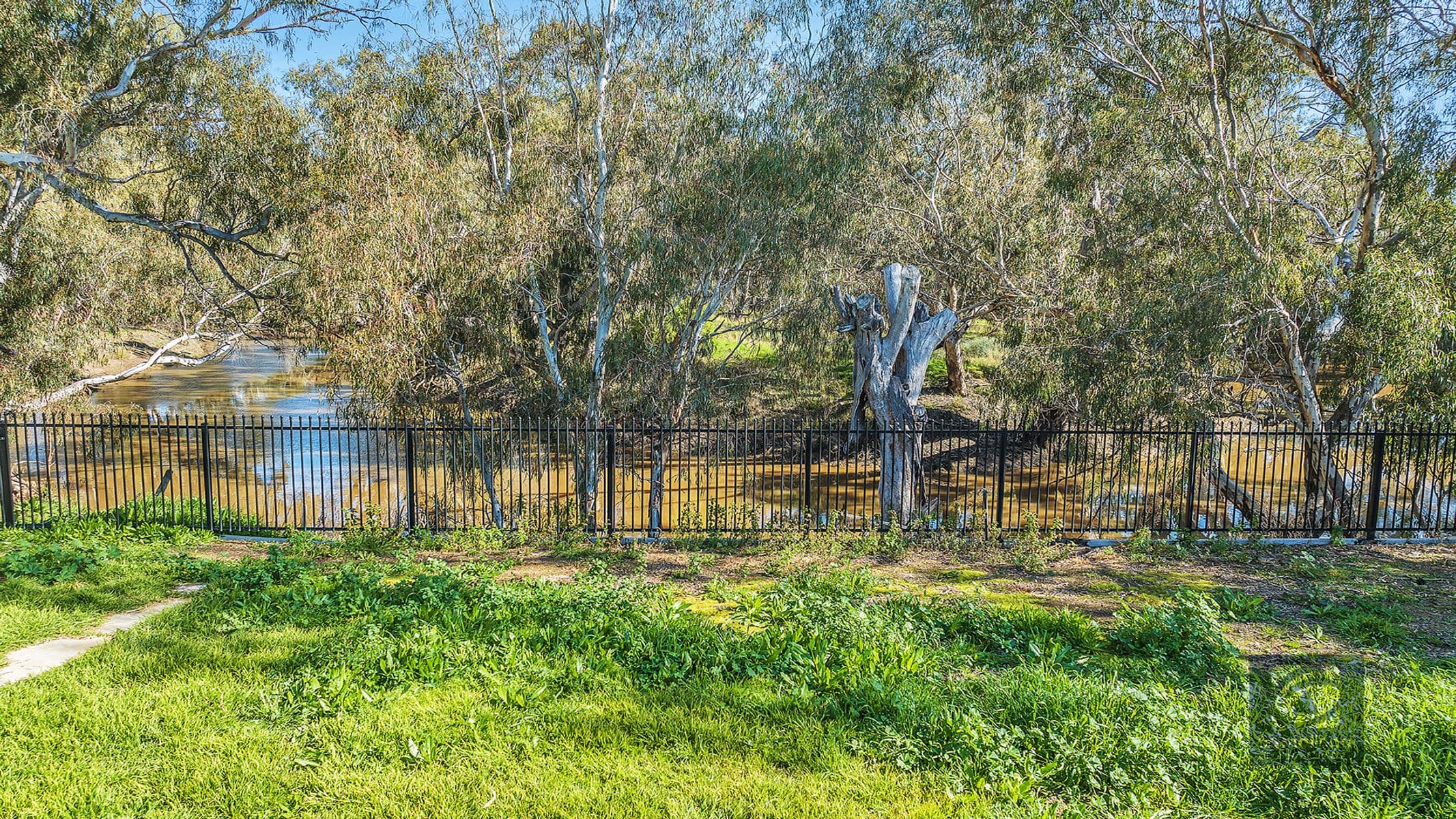 38 Rutley Crescent, Echuca VIC 3564, Echuca - Thumbnail 3
