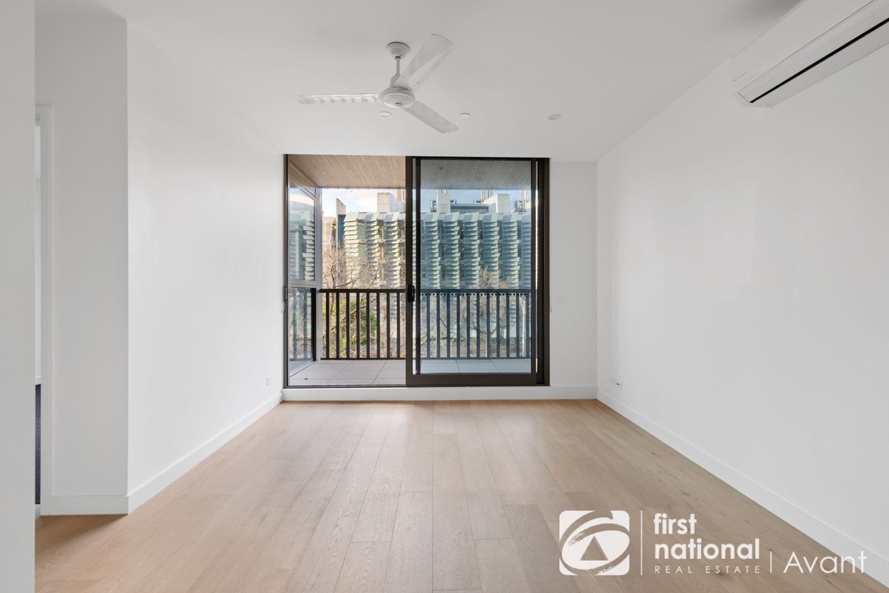 302/93 Flemington Road, North Melbourne VIC 3051, North Melbourne - Thumbnail 2
