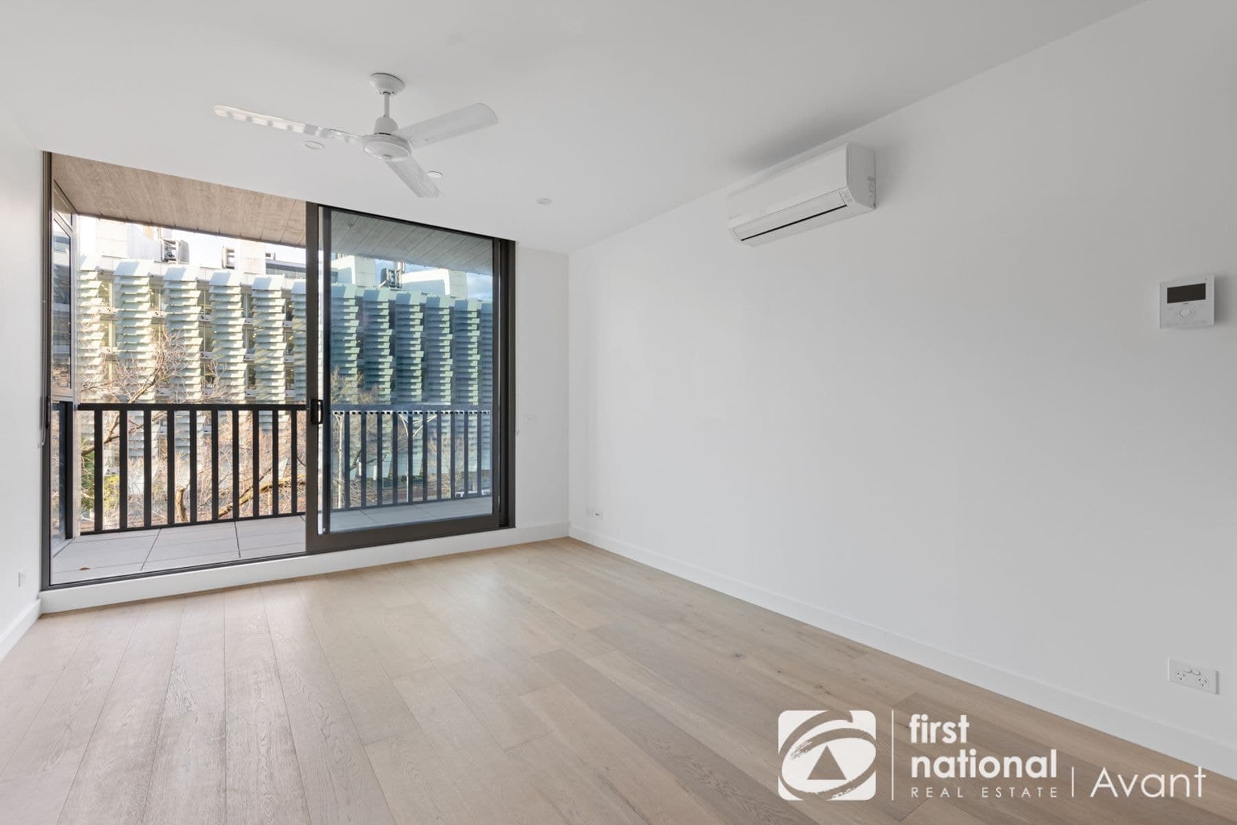 302/93 Flemington Road, North Melbourne VIC 3051, North Melbourne - Thumbnail 3