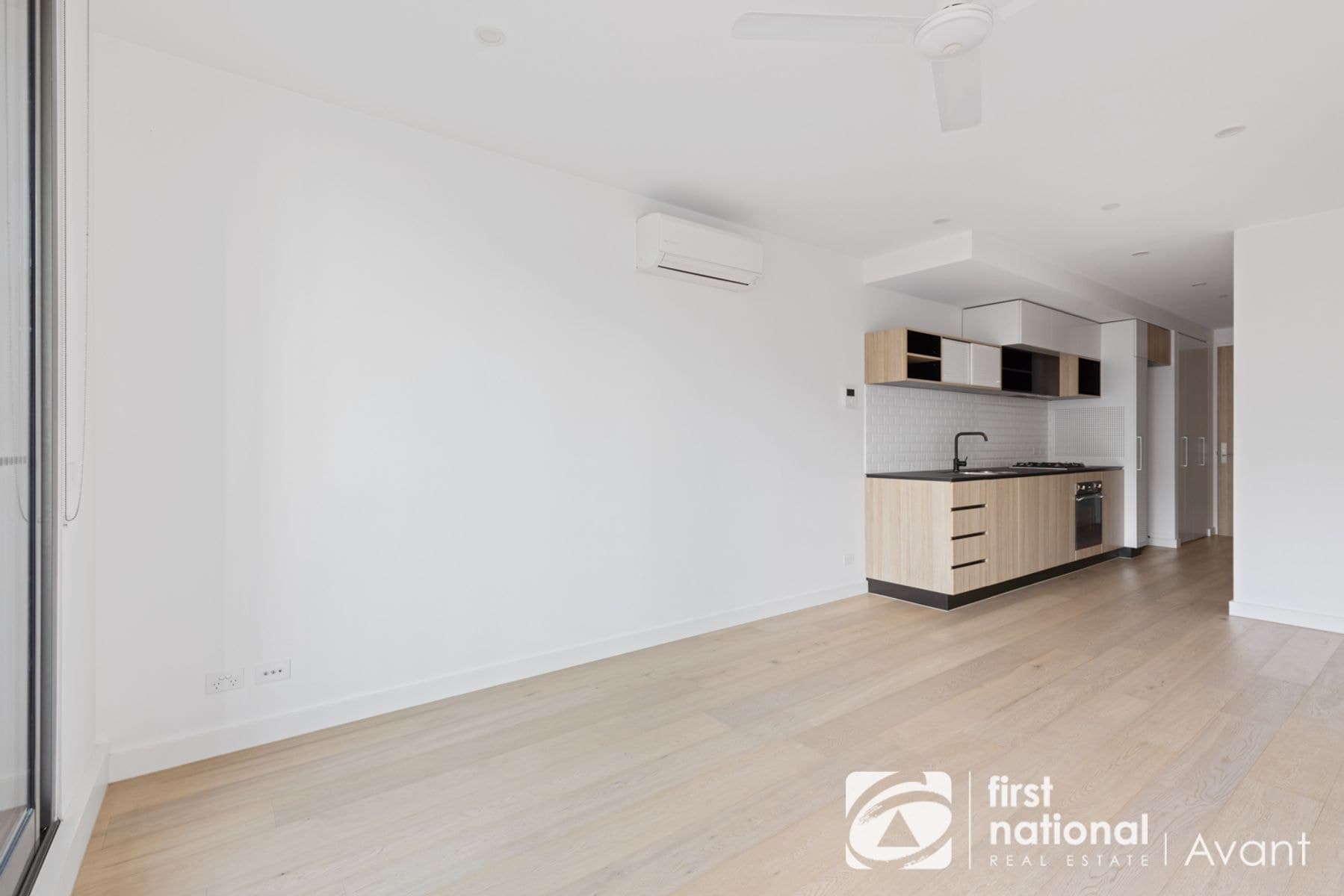 302/93 Flemington Road, North Melbourne VIC 3051, North Melbourne - Thumbnail 5