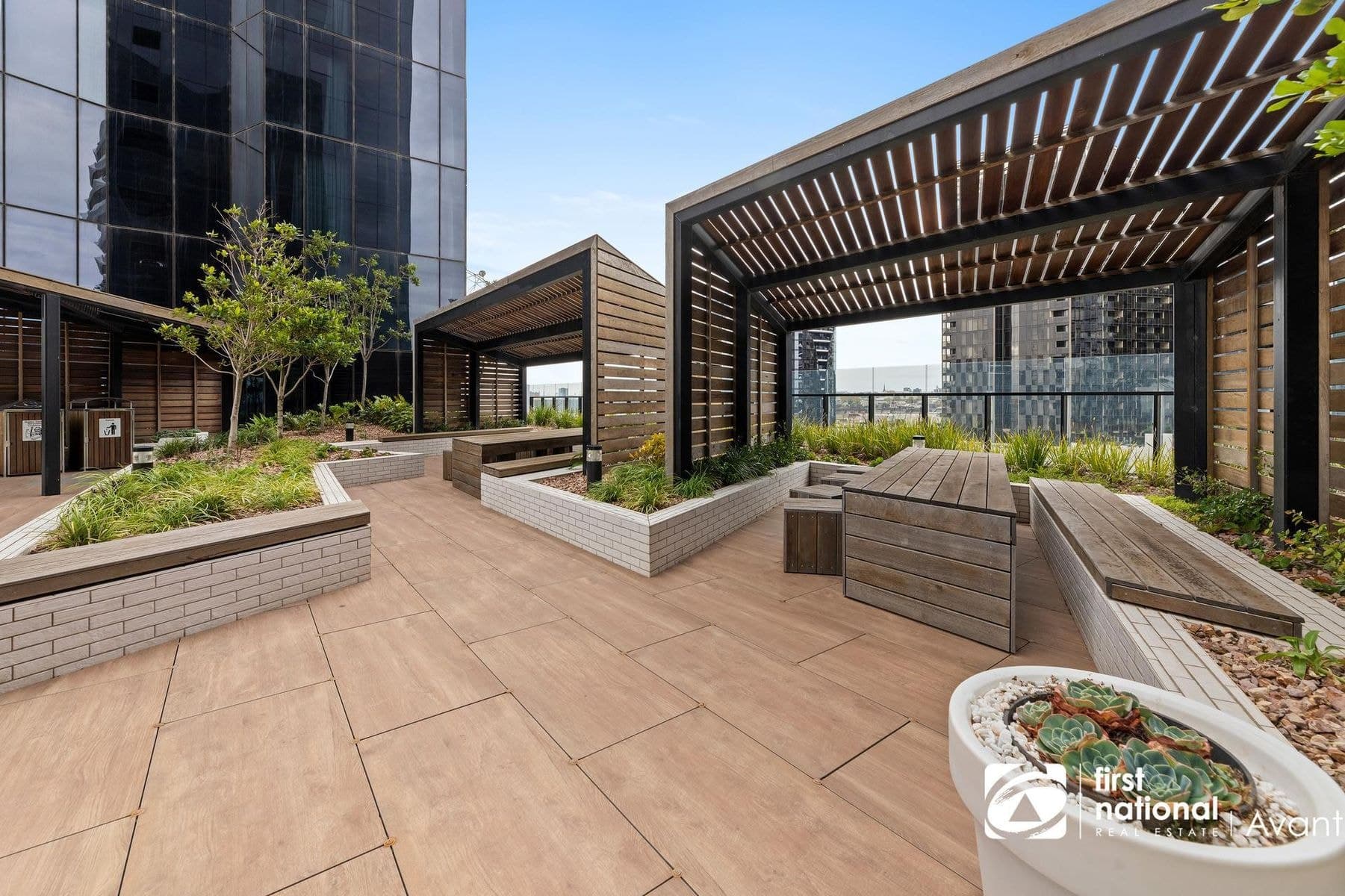 2212/8 Pearl River Road, Docklands VIC 3008, Docklands - Thumbnail 5