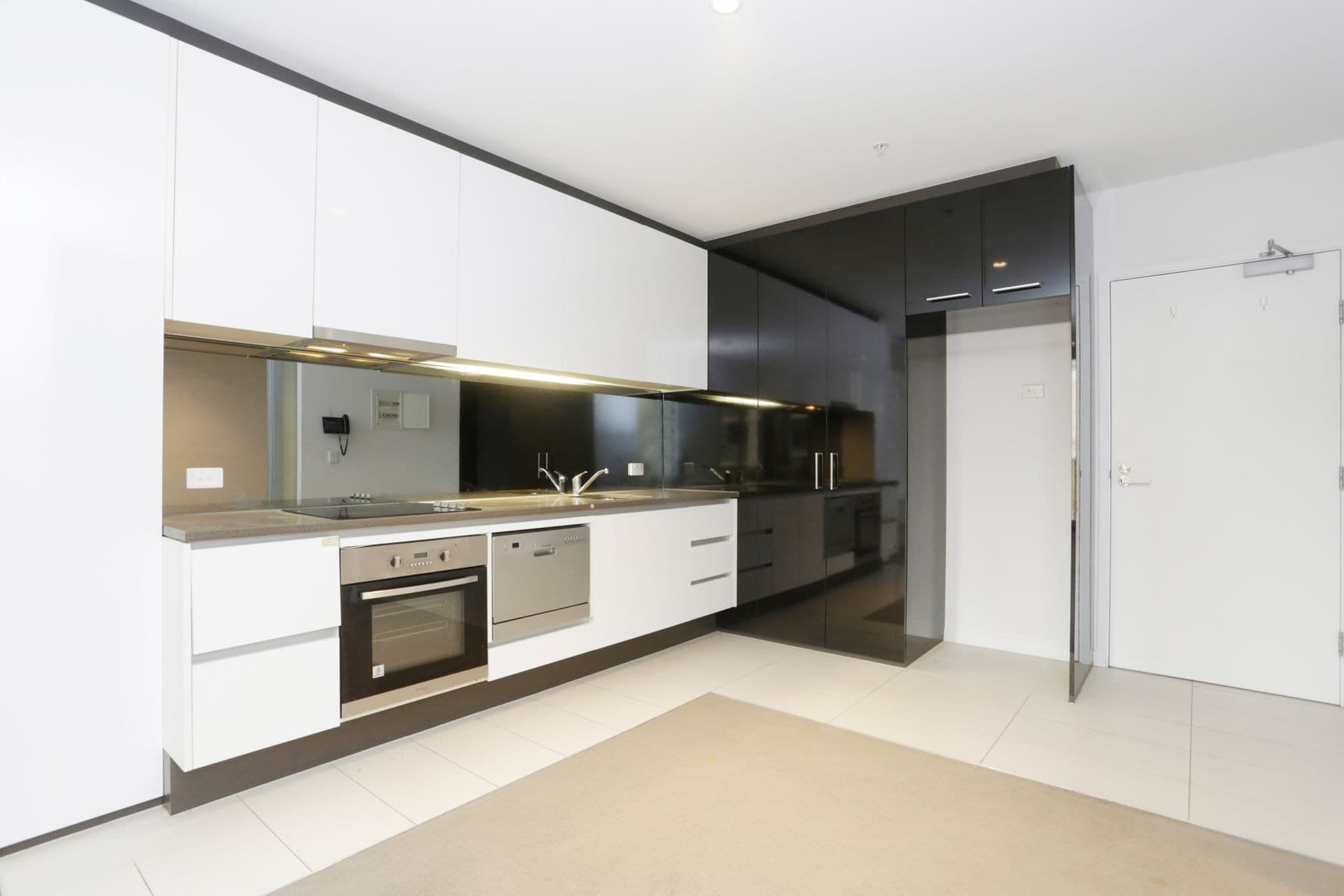 1502/639 Lonsdale Street, Melbourne VIC 3000, Melbourne - Thumbnail 2