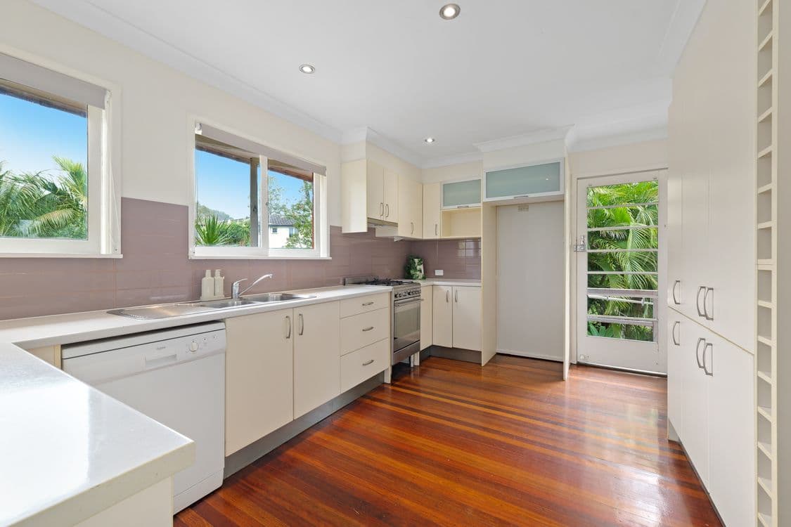 8 Ardoch Street, KEPERRA, QLD 4054, Keperra - Thumbnail 6