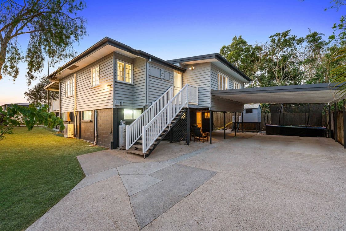 102 Gallipoli Road, CARINA HEIGHTS, QLD 4152, Carina Heights - Thumbnail 2