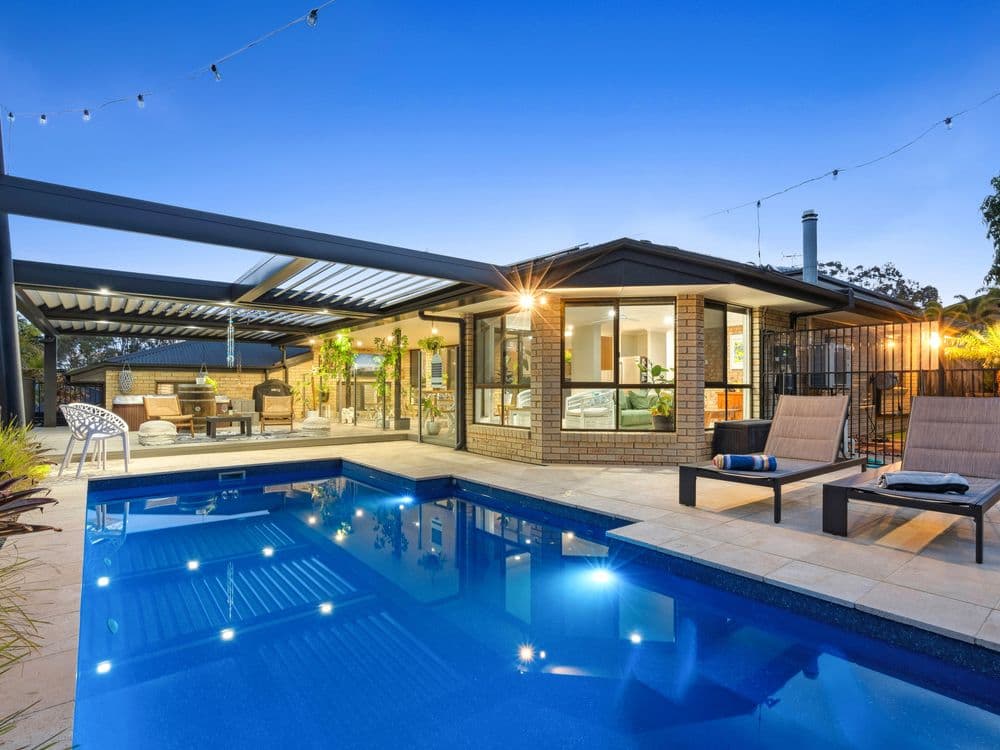 9 Riviera Court, CORNUBIA, QLD 4130, Cornubia - Image 1