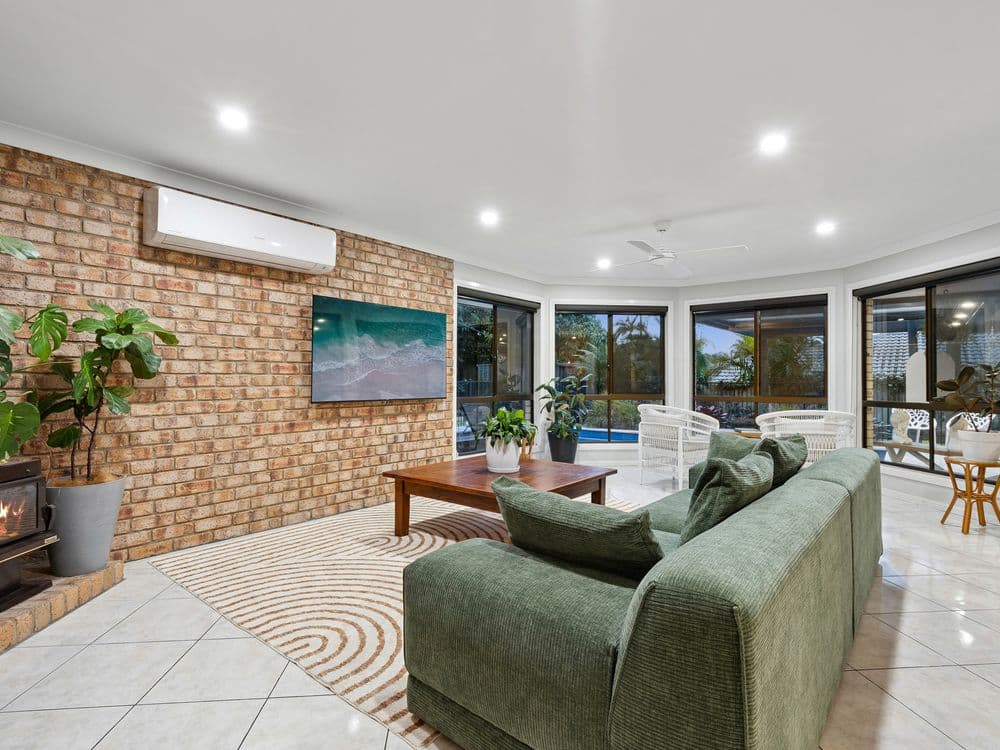 9 Riviera Court, CORNUBIA, QLD 4130, Cornubia - Thumbnail 5
