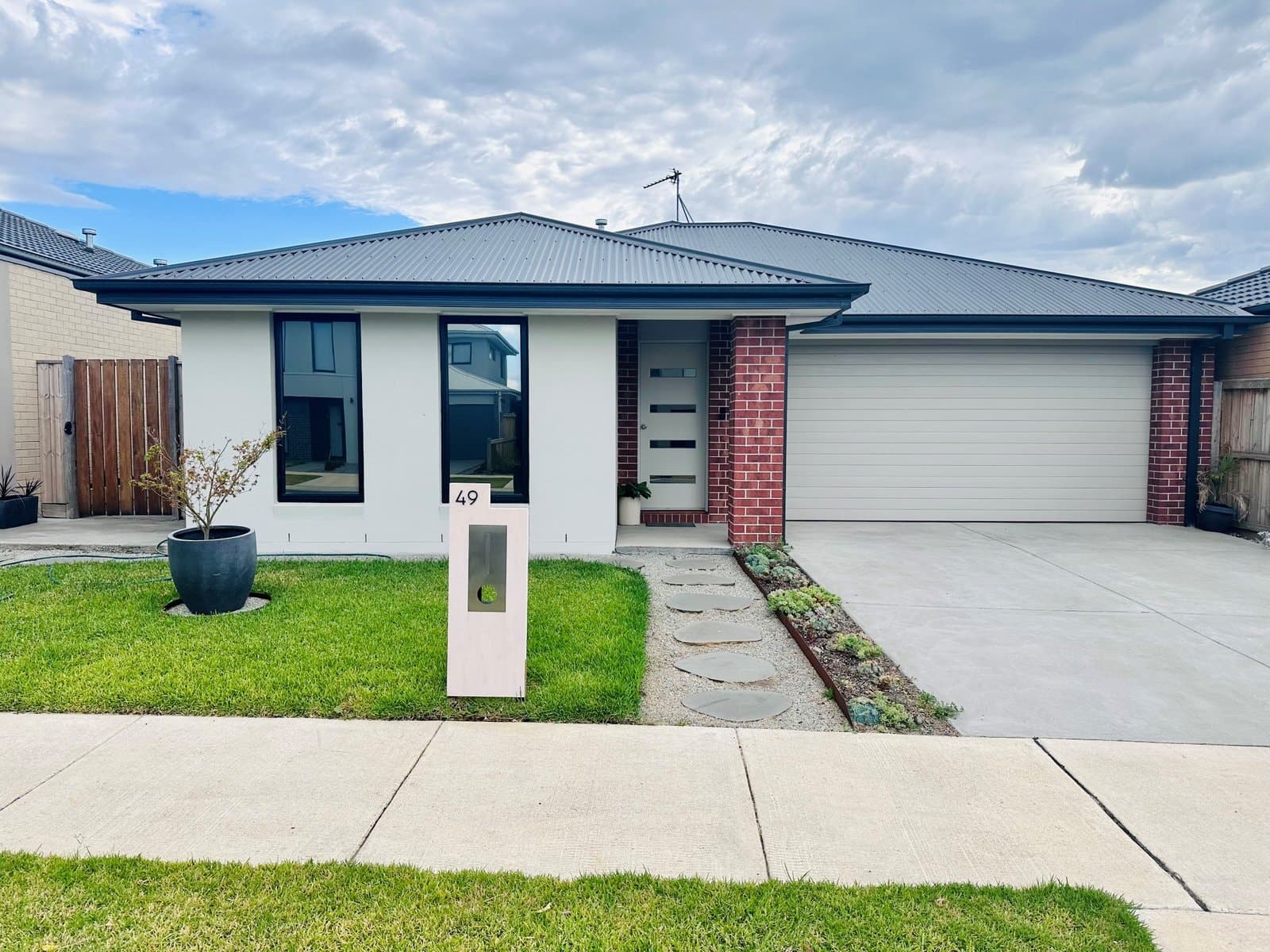 49 Orland Circuit, Charlemont, Charlemont - Image 1