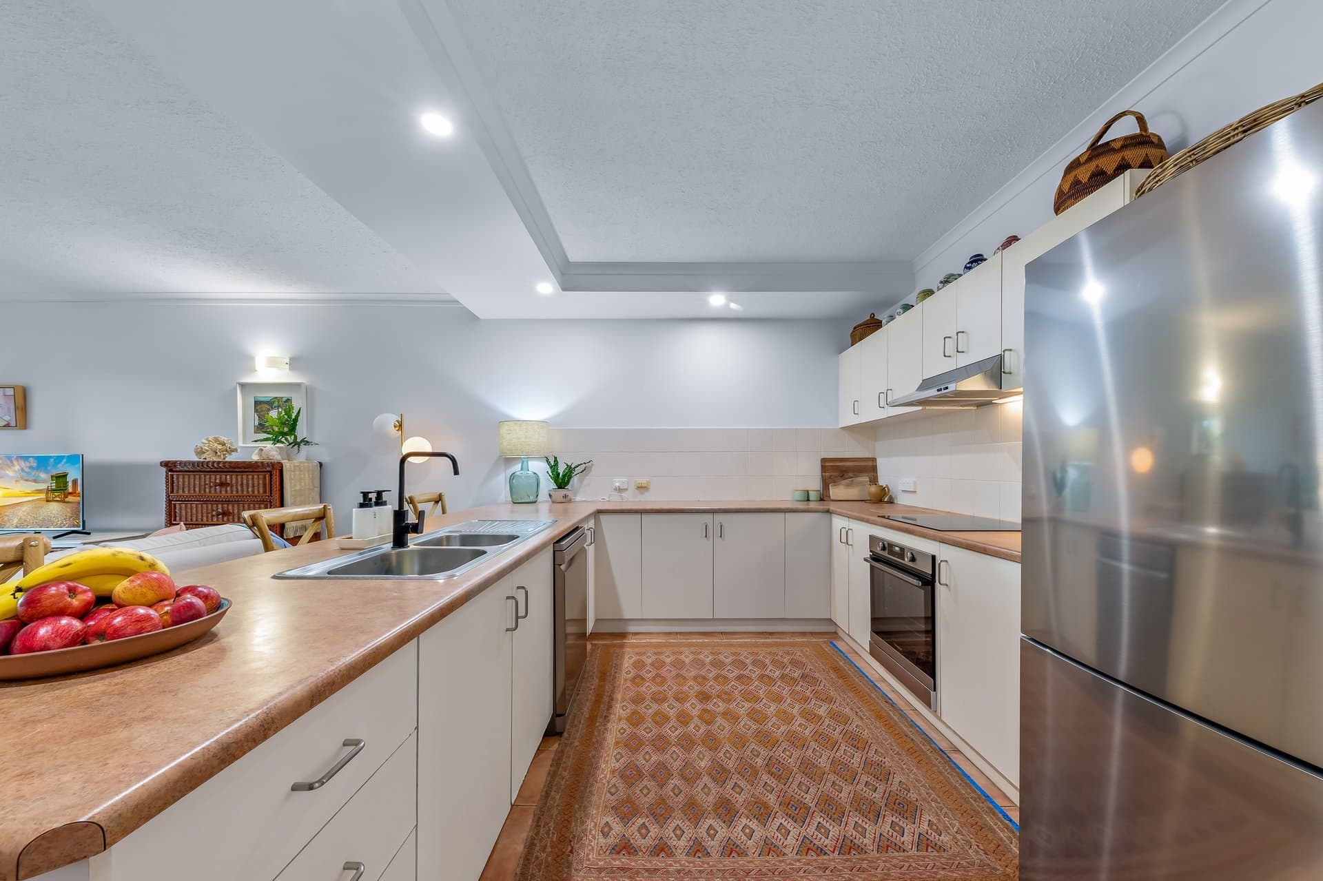 2/24 Island Drive, CANNONVALE QLD 4802, Cannonvale - Thumbnail 4