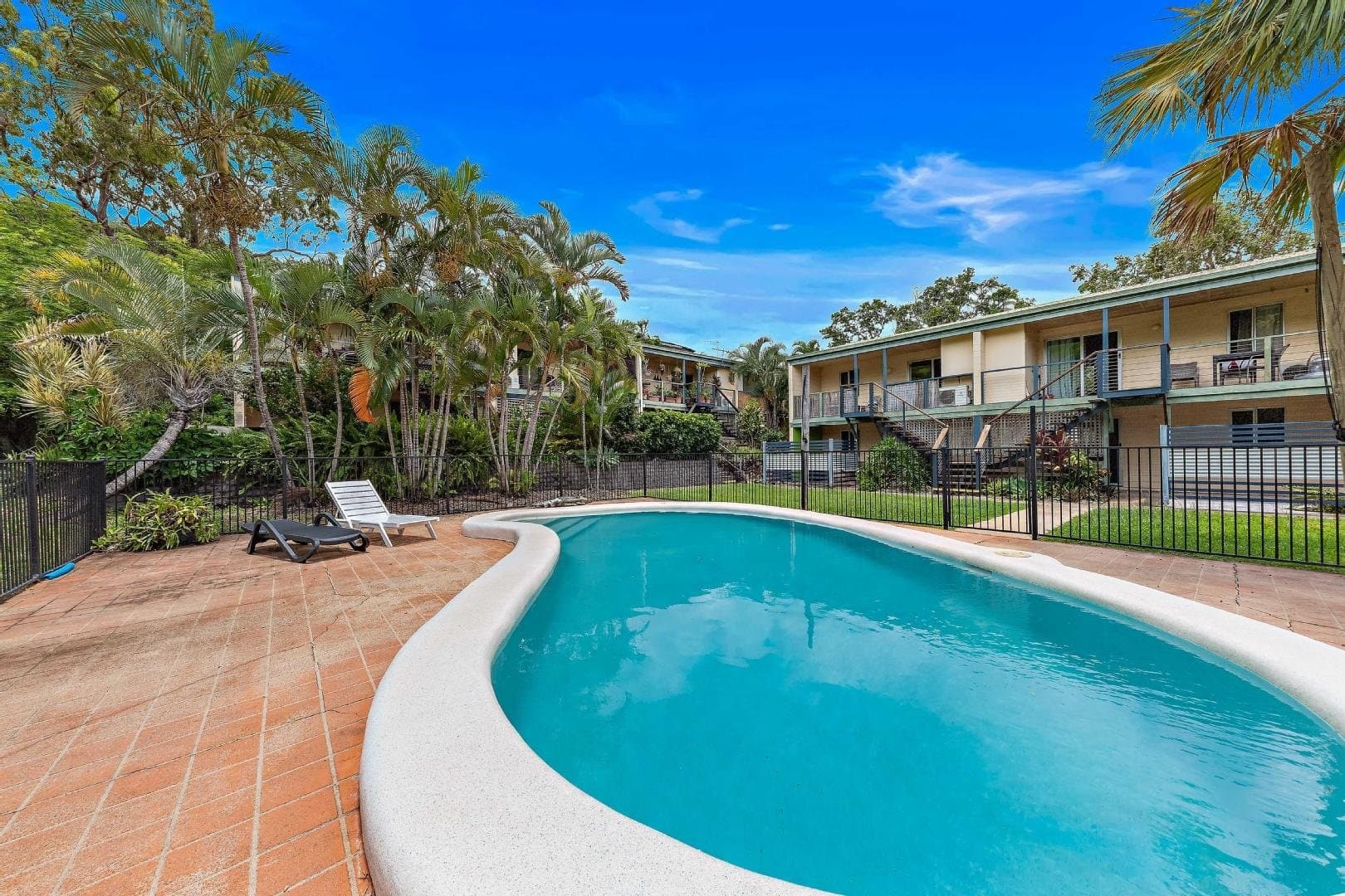 18/6 St Martins Lane, CANNONVALE QLD 4802, Cannonvale - Thumbnail 3