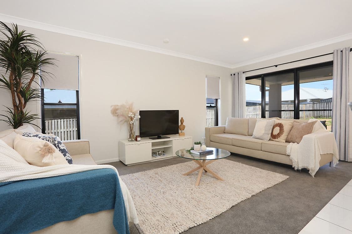 8 Carrieton Street, Ormeau, QLD 4208, Ormeau - Thumbnail 3