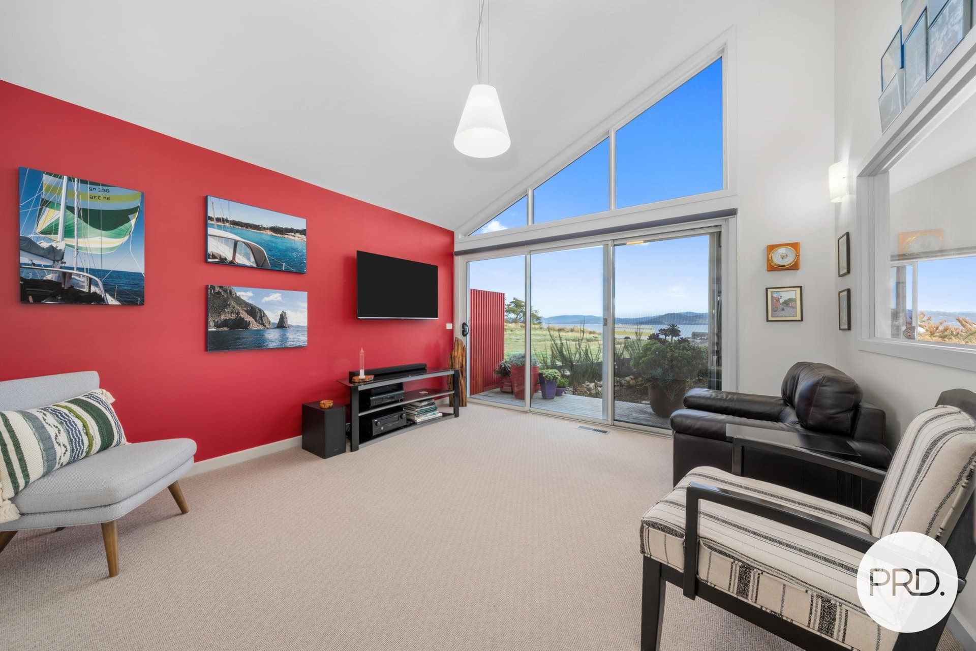 3180
                South Arm
                Road
            
            
            
            south arm
            
            
            TAS,
            7022, South Arm Property Image - Thumbnail 8