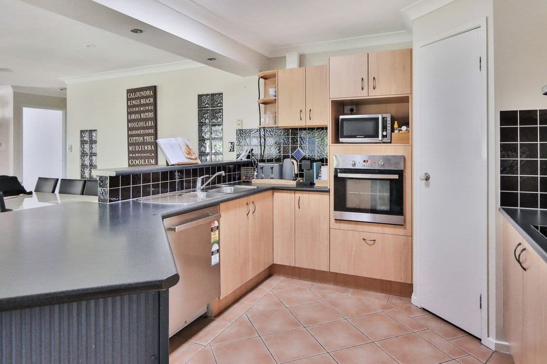 27 Montclare Court, Cashmere, QLD 4500, Cashmere - Thumbnail 4