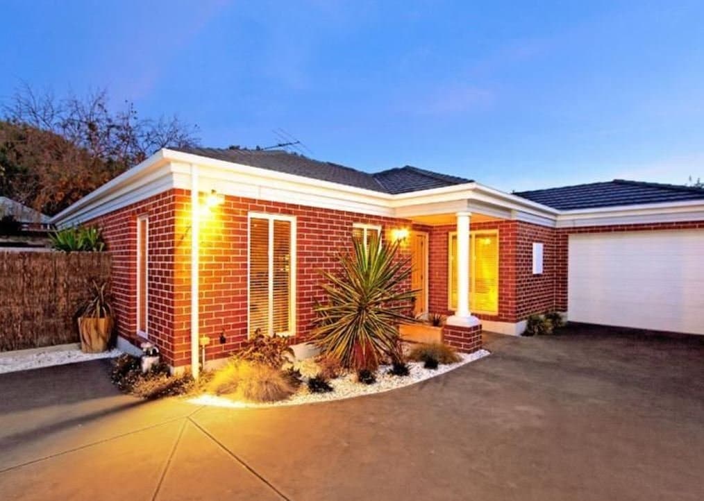 2/6 Todd Street, BENTLEIGH, Bentleigh - Image 1
