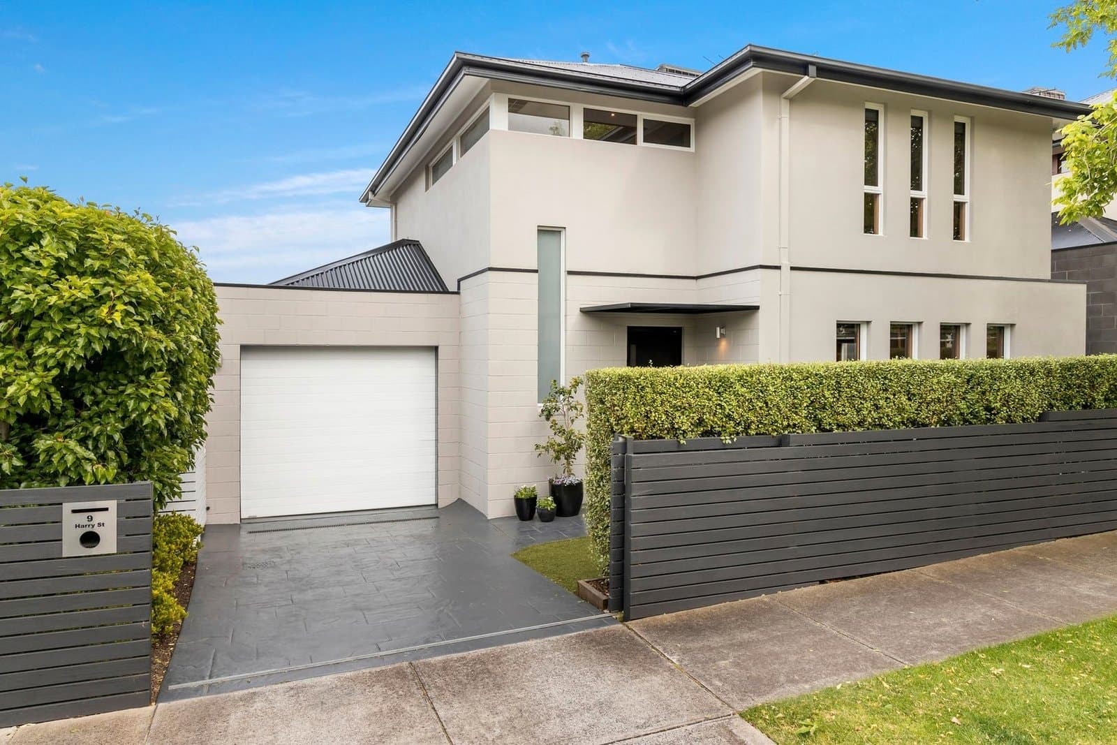 9 Harry Street, Hampton East, Hampton East - Image 1