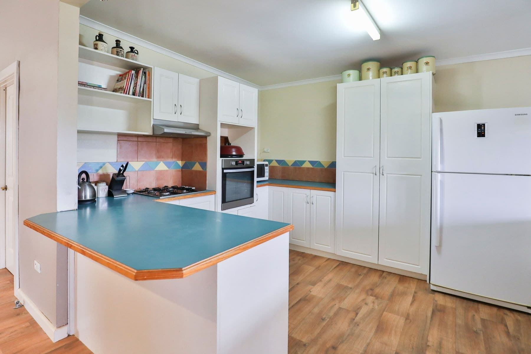 316 Dairtnunk Avenue, Cardross - Thumbnail 3