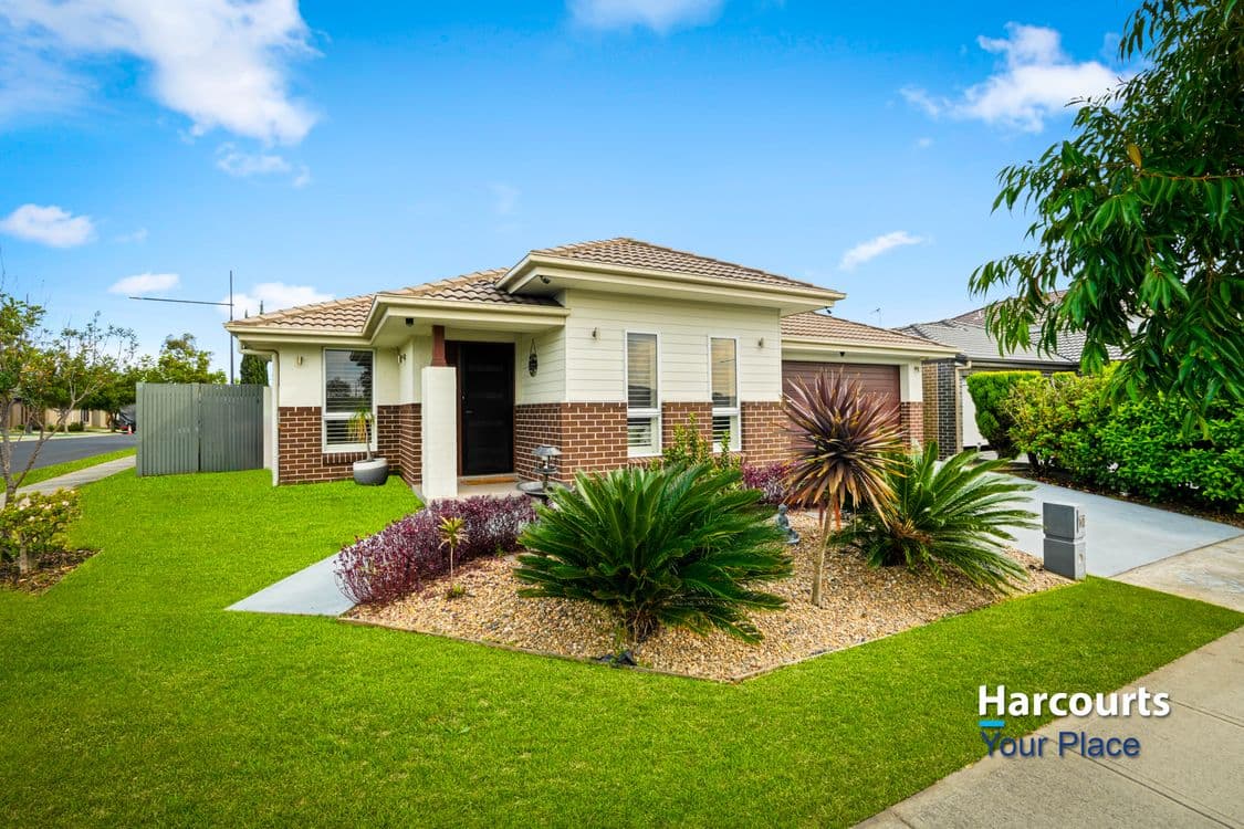 11 Stephenson Drive, ROPES CROSSING, NSW 2760, Ropes Crossing - Image 1