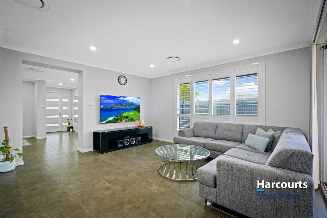 11 Stephenson Drive, ROPES CROSSING, NSW 2760, Ropes Crossing - Thumbnail 6