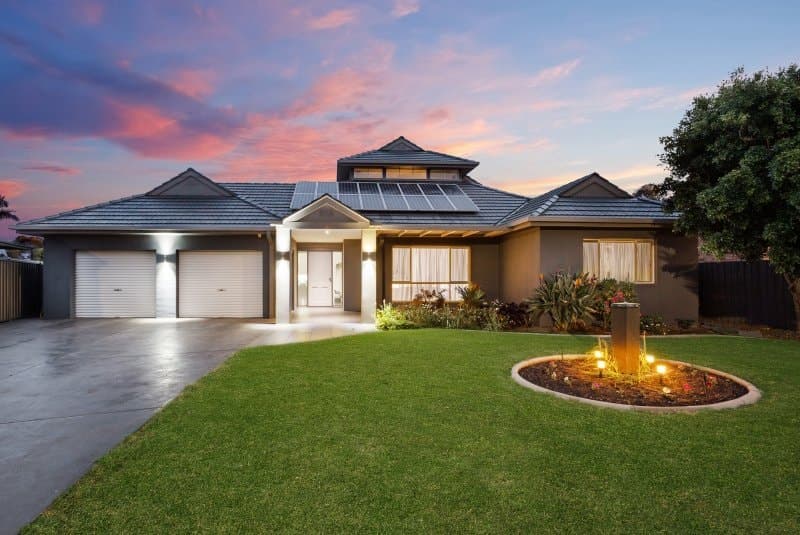 4 Batten Place, ASPENDALE GARDENS, Aspendale Gardens - Image 1