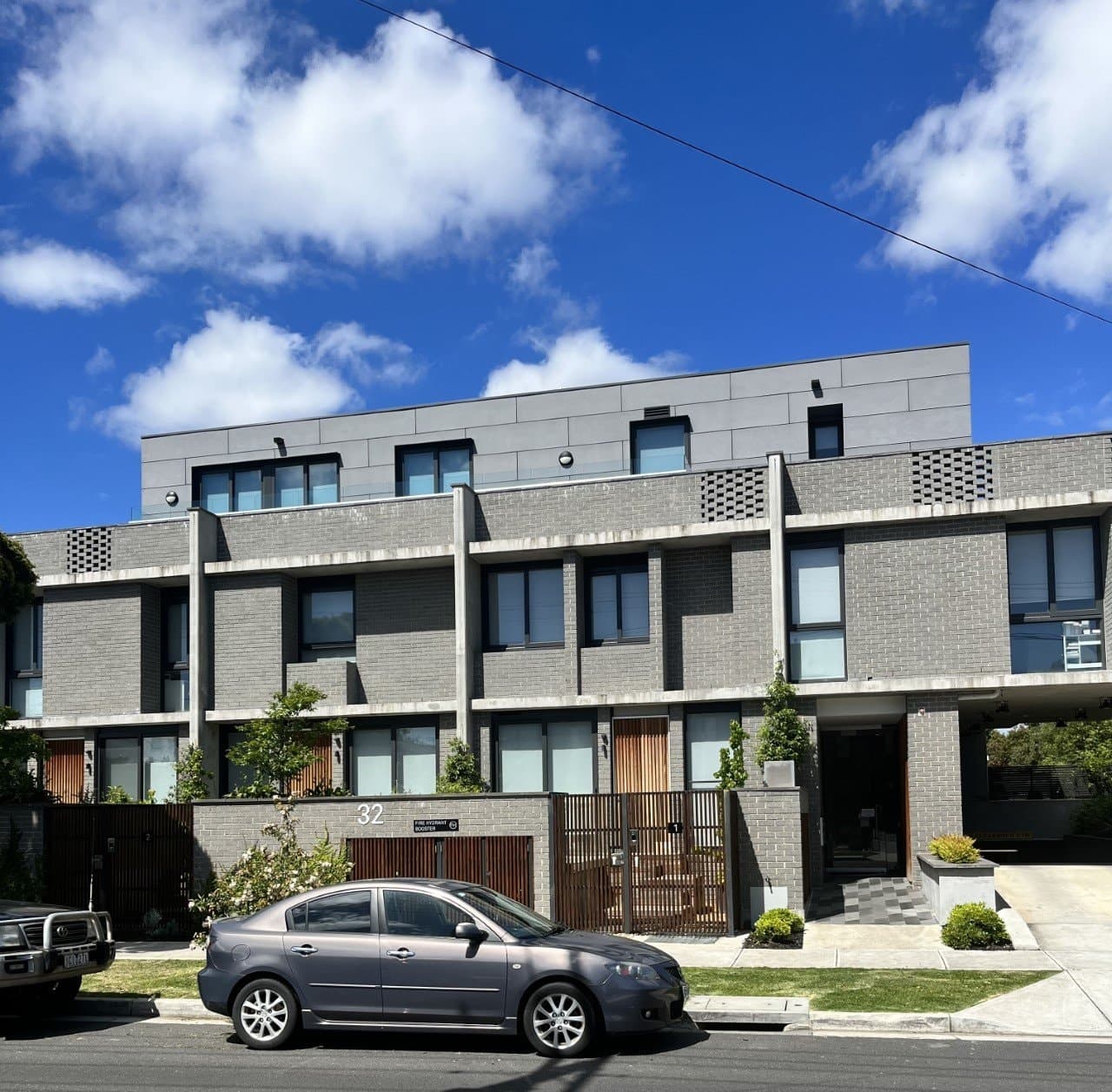 106/32 Prince Edward Avenue, MCKINNON, McKinnon - Image 1