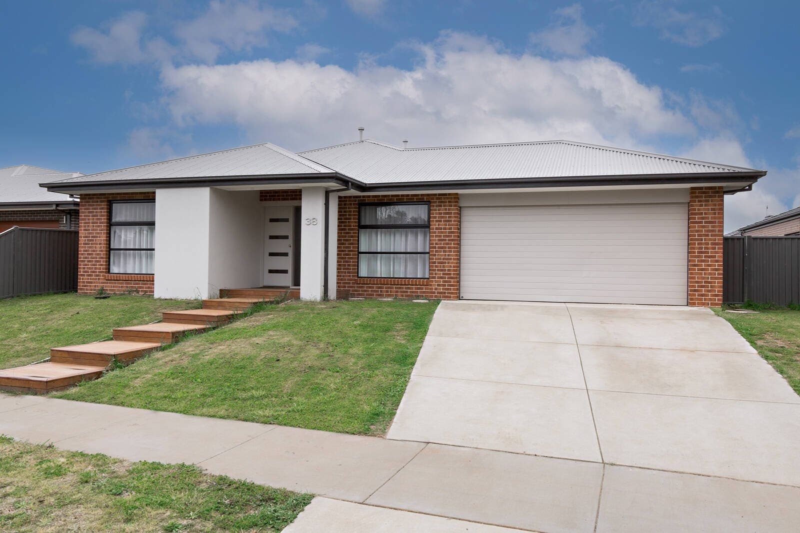 38 Arranmore Drive, Miners Rest, Miners Rest - Image 1