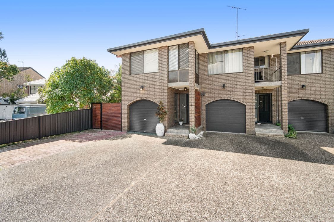 1/6 Sunbird Street, BURLEIGH WATERS, QLD 4220, Burleigh Waters - Thumbnail 2