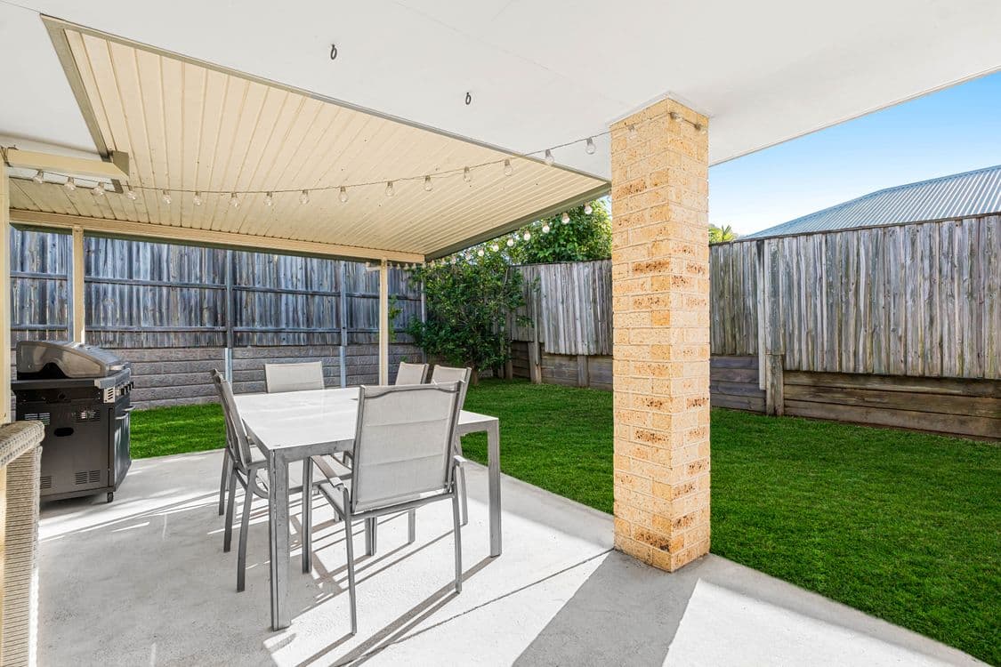 4 Phillips Place, WAKERLEY, QLD 4154, Wakerley - Thumbnail 3
