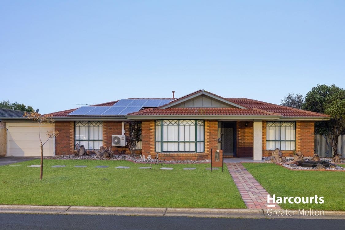 48 Walsingham Crescent, KURUNJANG, VIC 3337, Kurunjang - Image 1