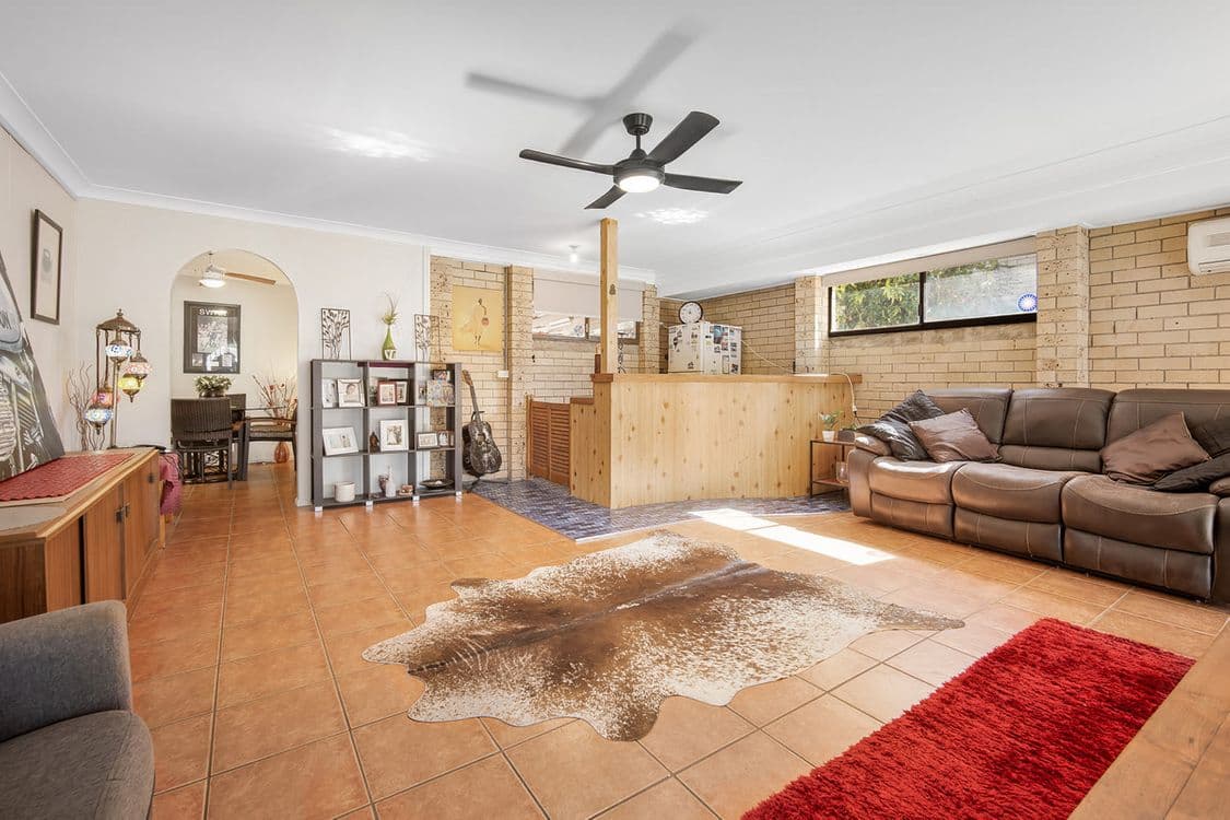 120 Wilson Street, Labrador, QLD 4215, Labrador - Thumbnail 5