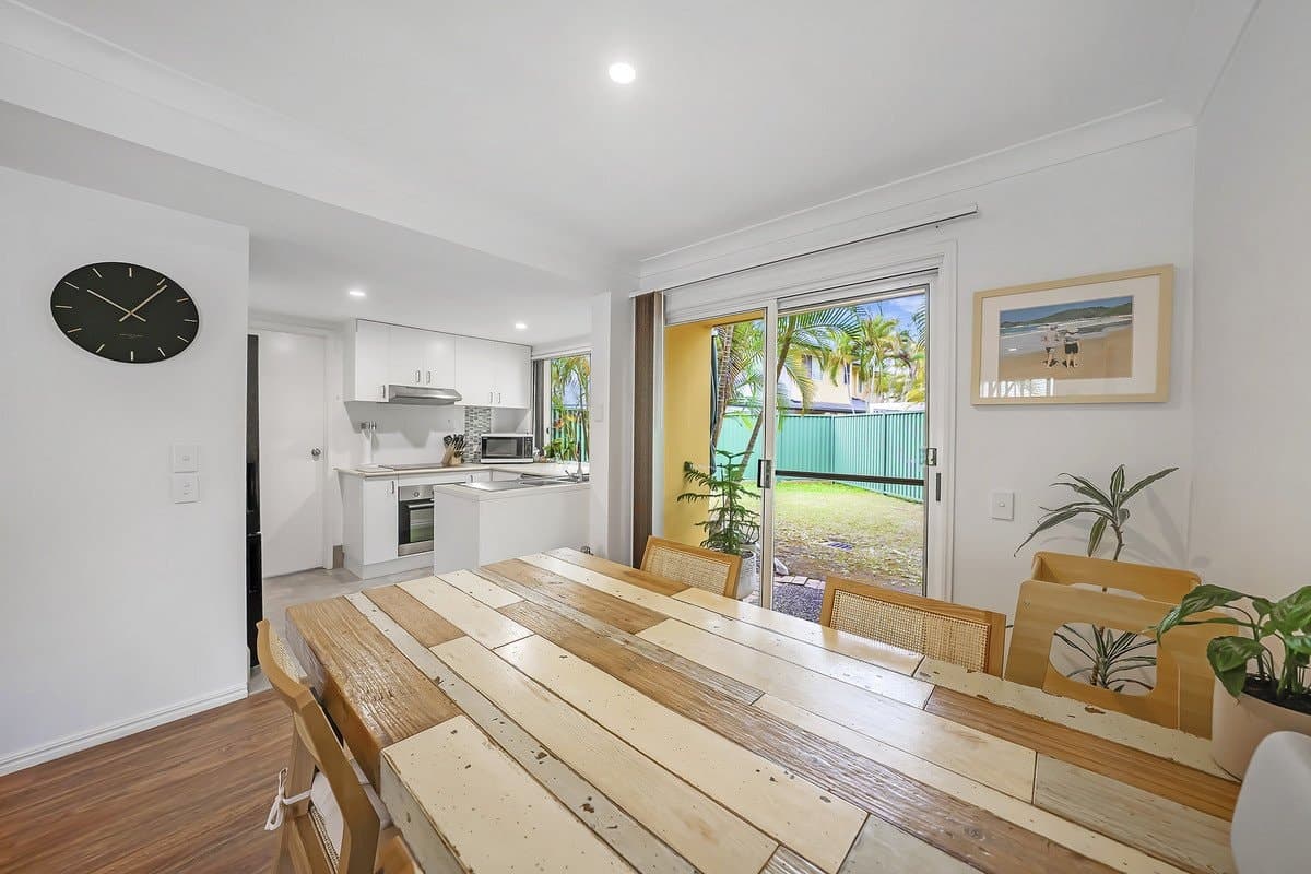 93/215 Cottesloe Drive, Mermaid Waters QLD 4218, Mermaid Waters Property Image - Thumbnail 2