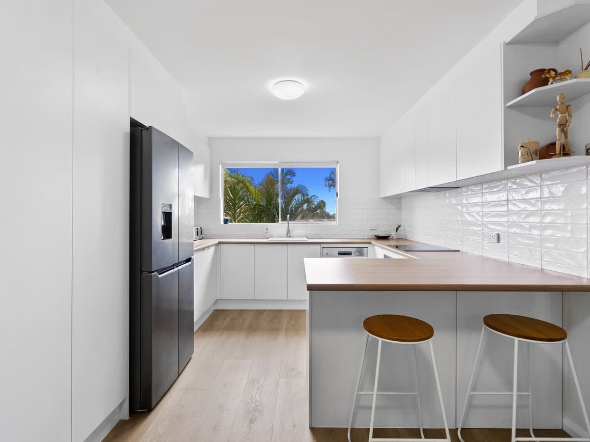 3/141 George Street West, BURLEIGH HEADS QLD 4220, Burleigh Heads Property Image - Thumbnail 3