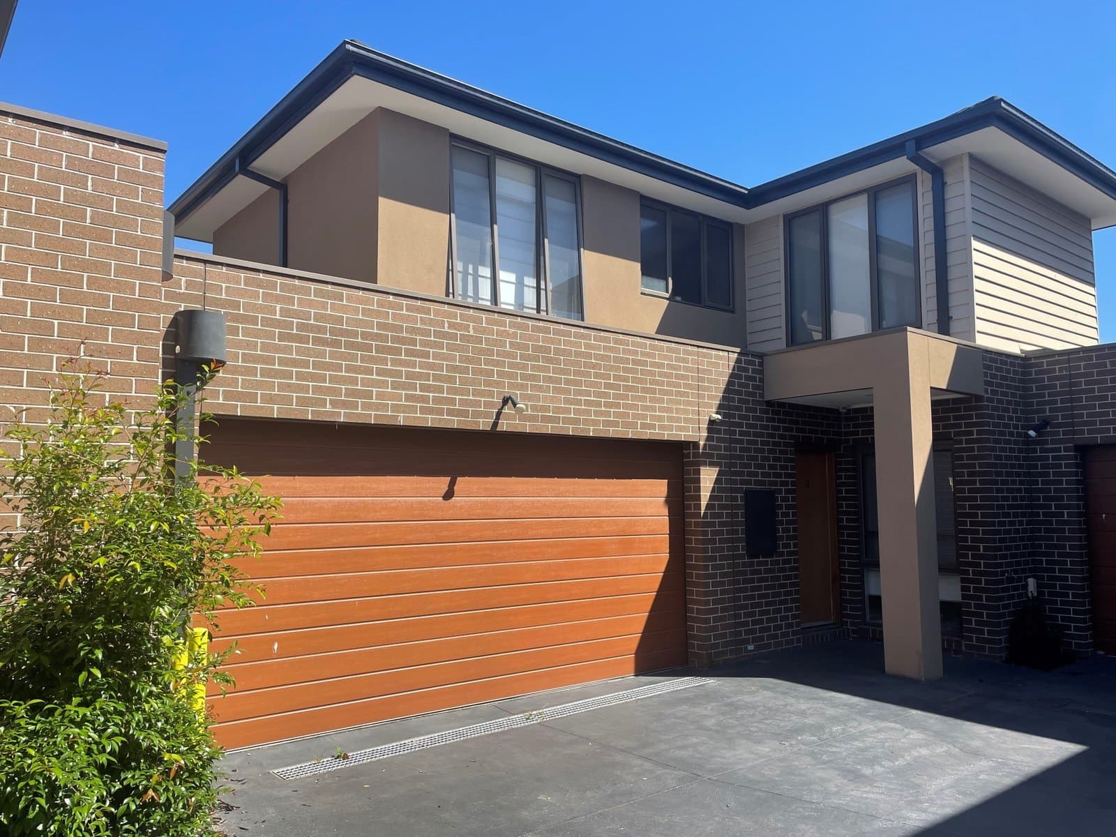 2/13 Lord Avenue, DINGLEY VILLAGE, Dingley Village - Image 1
