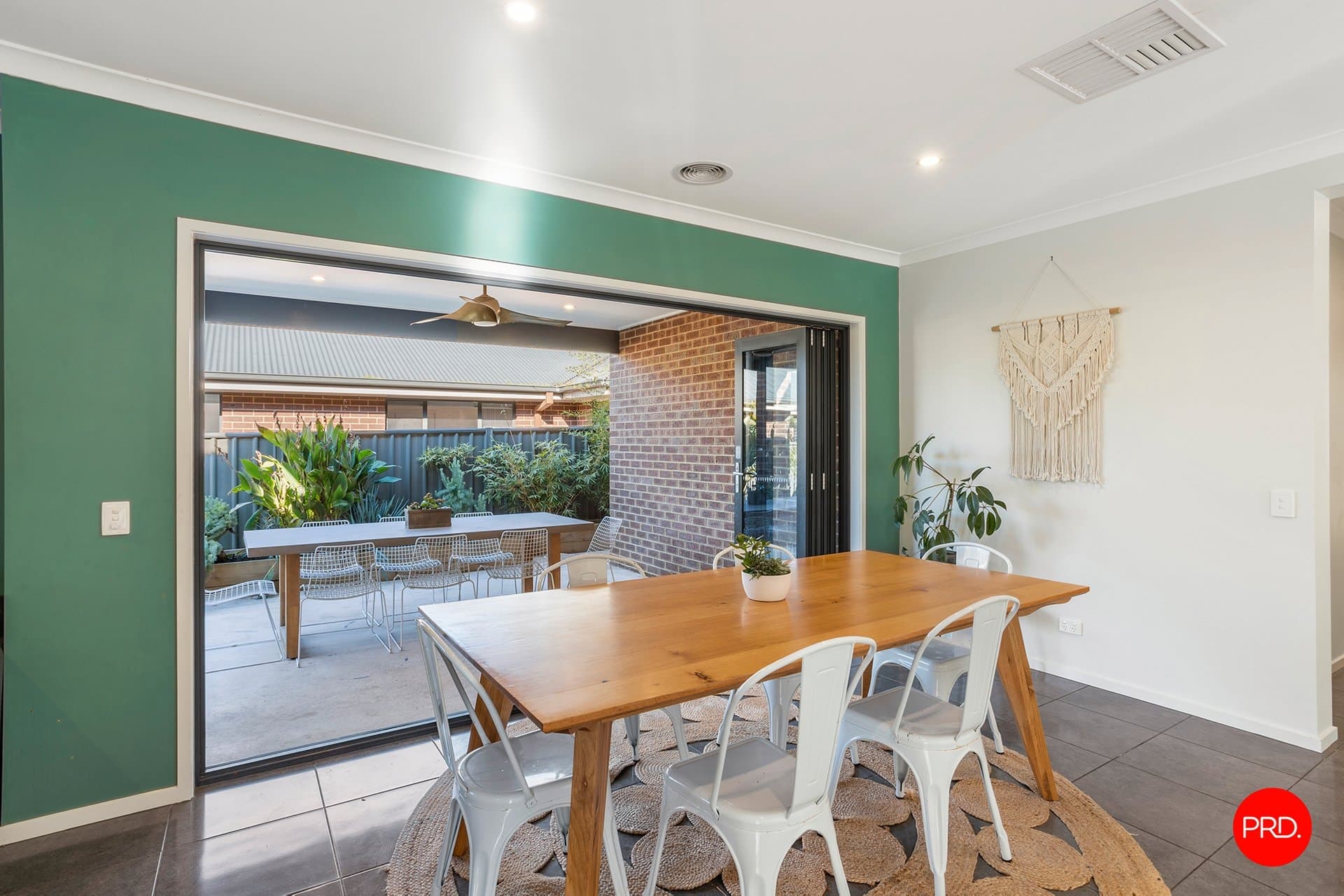 69
                Buckland
                Street
            
            
            
            white hills
            
            
            VIC,
            3550, White Hills Property Image - Thumbnail 6