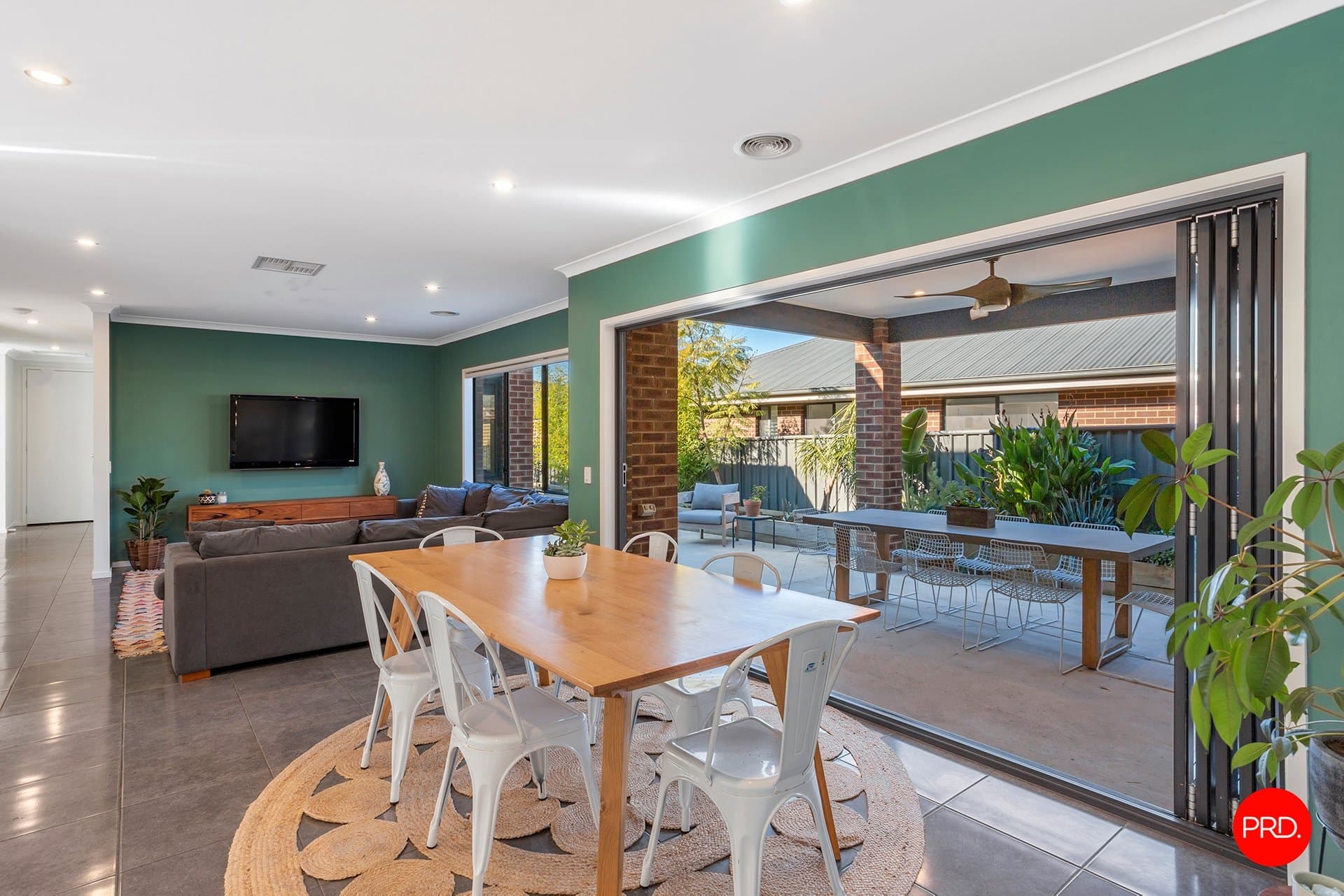 69
                Buckland
                Street
            
            
            
            white hills
            
            
            VIC,
            3550, White Hills Property Image - Thumbnail 7