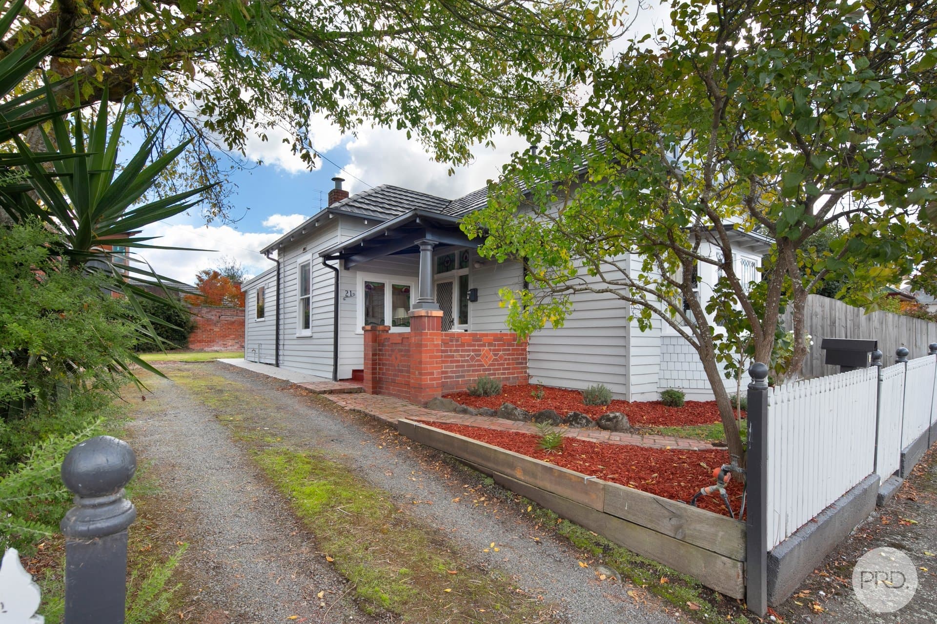 21
                Hotham
                Street
            
            
            
            lake wendouree
            
            
            VIC,
            3350, Lake Wendouree Property Image - Thumbnail 2