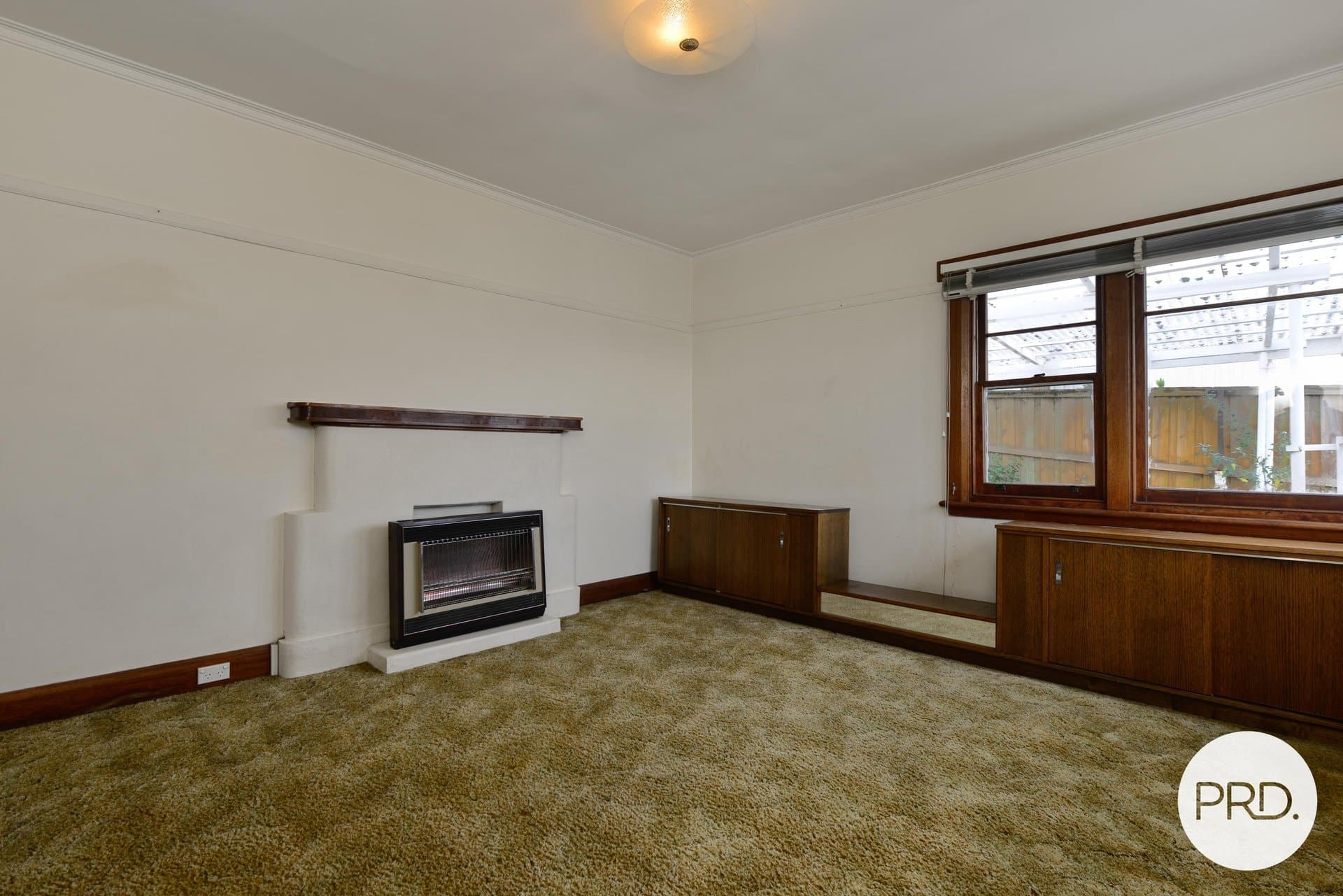 27
                Barnett
                Avenue
            
            
            
            new norfolk
            
            
            TAS,
            7140, New Norfolk Property Image - Thumbnail 3