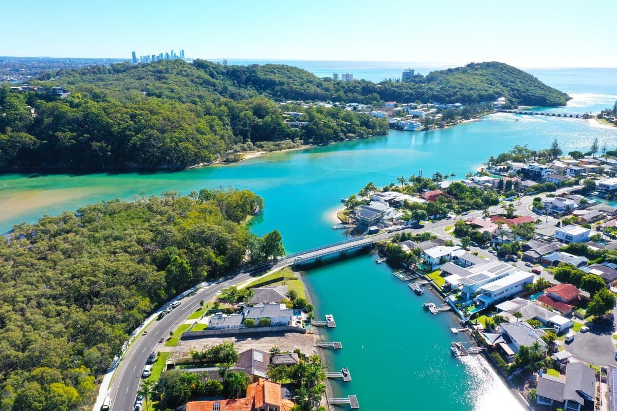 106 Tallebudgera Drive, Palm Beach QLD 4221, Palm Beach - Thumbnail 3